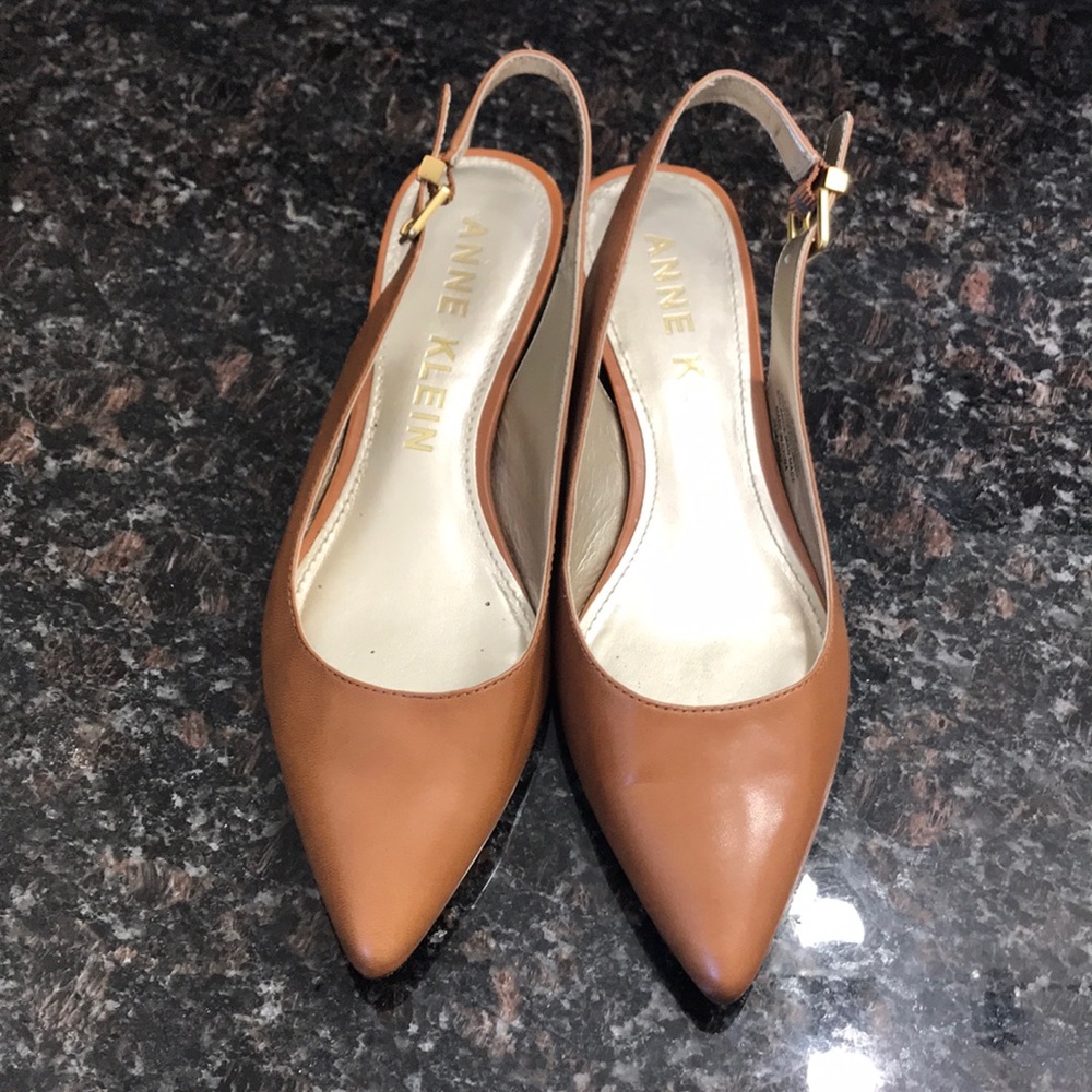 Anne Klein Tan 8.5 Slingback Heels